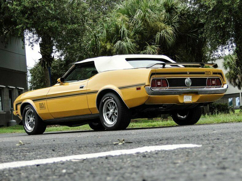 1971 Gold Ford Mustang Convertible