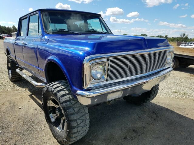 1971 BLUE GMC Truck 4-DOOR