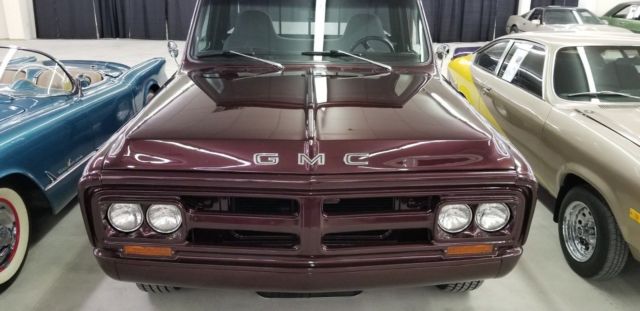 1971 Burgundy GMC 1500 Series Standard Cab Pickup