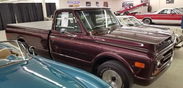 1971 Burgundy GMC 1500 Series Standard Cab Pickup