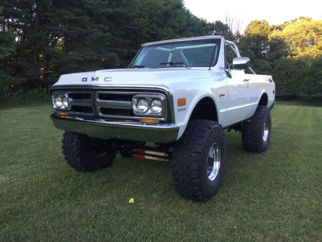 1971 White GMC Jimmy Convertible