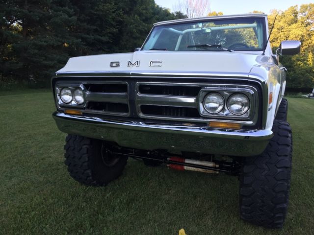 1971 White GMC Jimmy Convertible