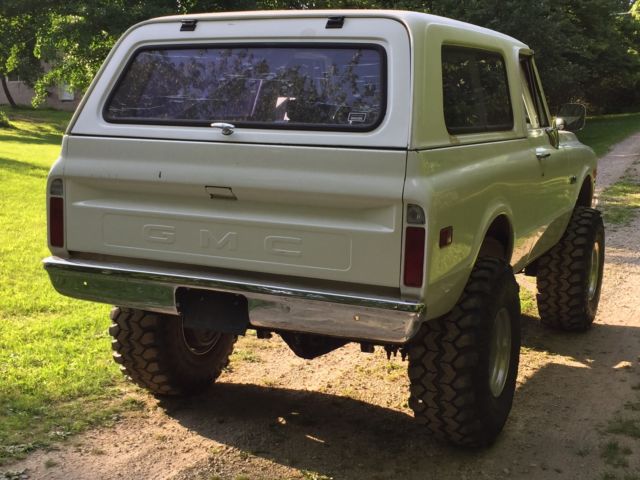 1971 White GMC Jimmy Convertible