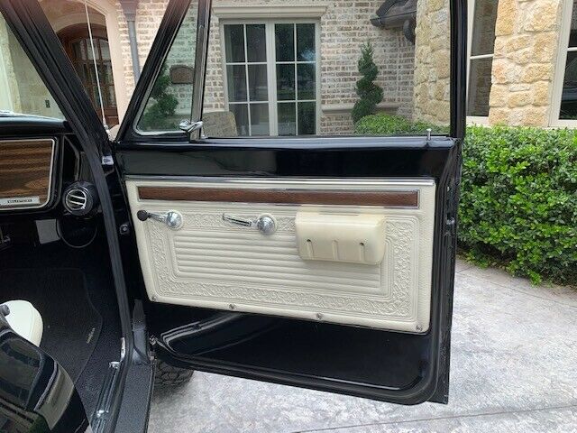 1971 Black GMC K15 Standard Cab Pickup