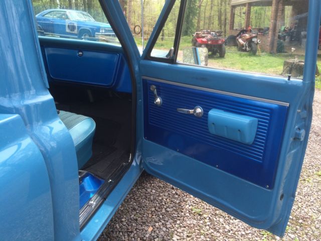 1971 Blue GMC Sierra 1500