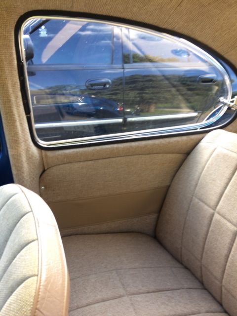 1971 Blue Volkswagen Beetle - Classic