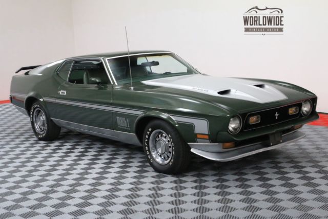 1971 Green Ford Mustang