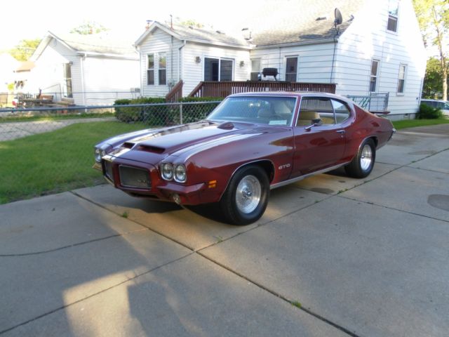 1971 Castilian Bronze Pontiac GTO 2Dr Ht
