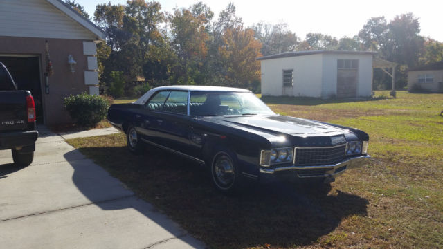1971 Black Chevrolet Impala Sedan