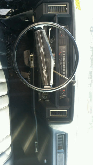 1971 Black Chevrolet Impala Sedan