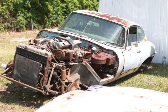 1971 Blue Jaguar E-Type Coupe