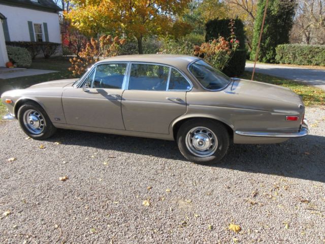 1971 Tan Jaguar XJ6