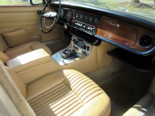 1971 Tan Jaguar XJ6