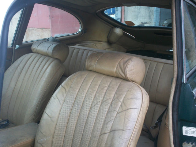 1971 British Racing Green Jaguar X-Type 2+2 Coupe