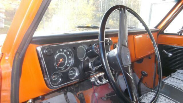 1971 Orange Chevrolet C/K Pickup 2500 Standard Cab Pickup