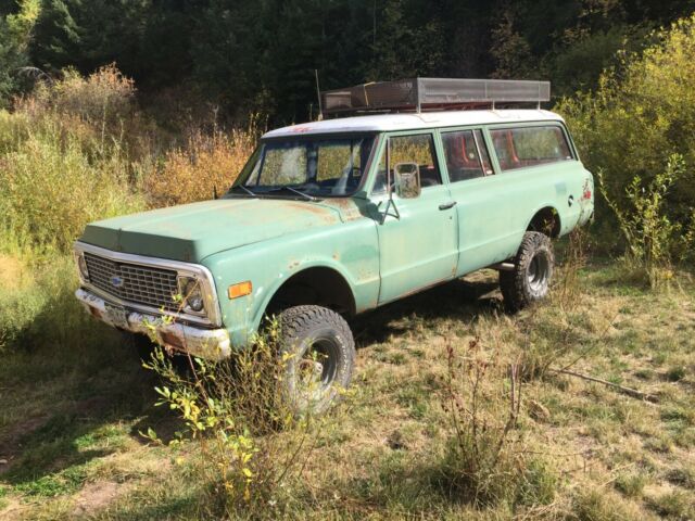 1971 Chevrolet Suburban 3 DOOR