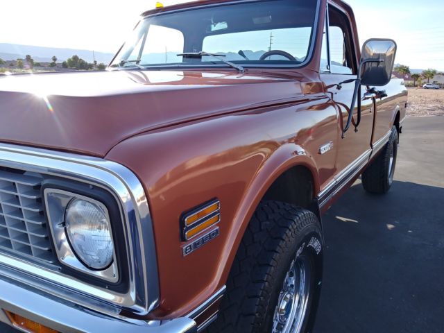1971 Gold Chevrolet C/K Pickup 2500