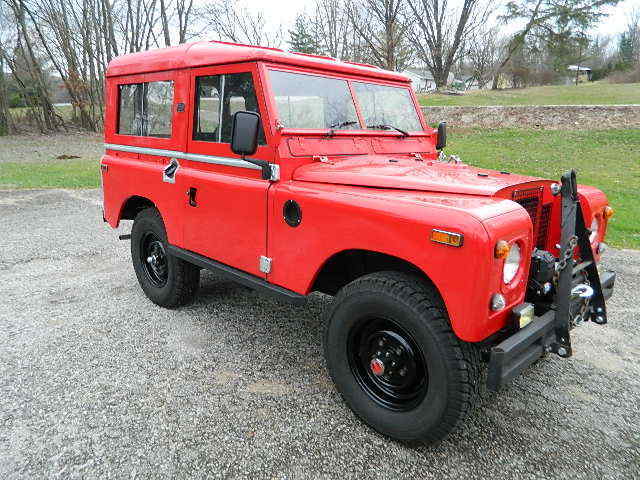 1971 White Land Rover Series 2a