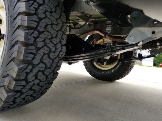 1971 Pastel green/Limestone Land Rover Other