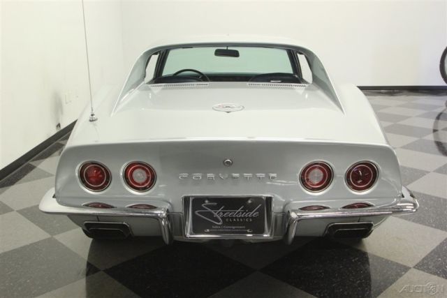 1971 Silver Chevrolet Corvette