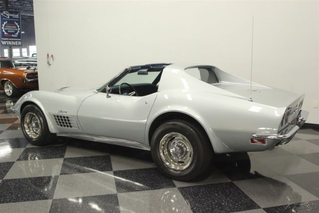 1971 Silver Chevrolet Corvette