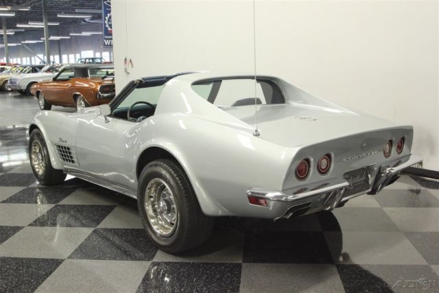 1971 Silver Chevrolet Corvette
