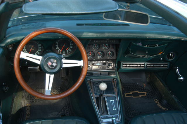 1971 green Chevrolet Corvette Coupe