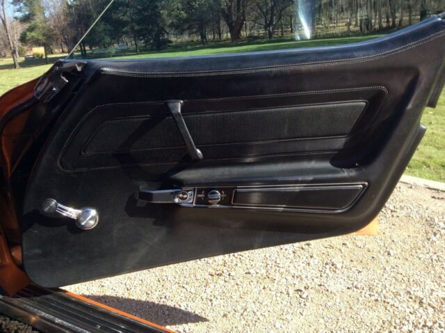 1971 Ontario Orange Chevrolet Corvette