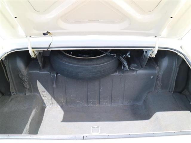 1971 White Ford LTD 4 Door