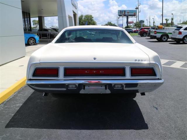 1971 White Ford LTD 4 Door