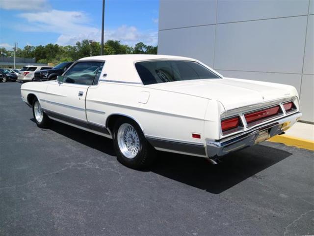 1971 White Ford LTD 4 Door
