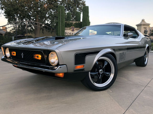 1971 Gray Ford Mustang MACH 1 FASTBACK