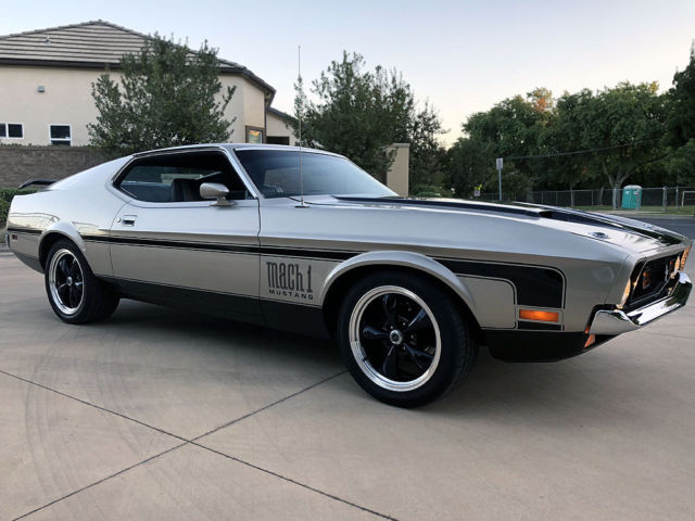 1971 Gray Ford Mustang MACH 1 FASTBACK
