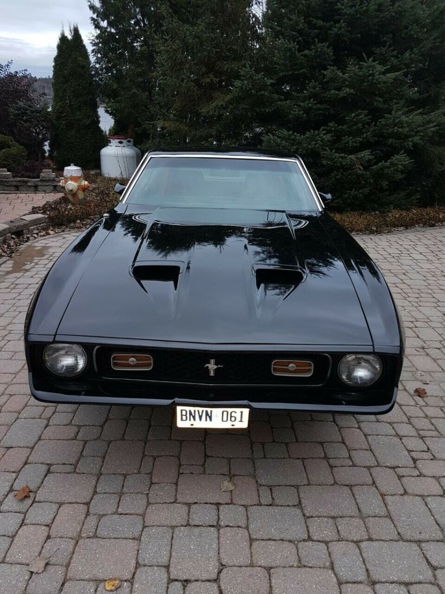 1971 Black Ford Mustang Fastback