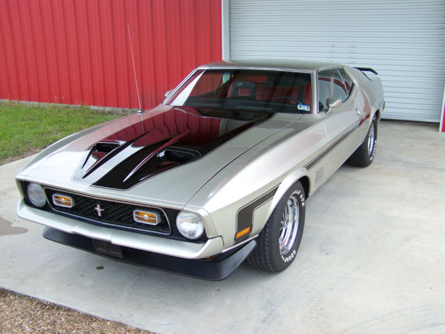 1971 Silver Ford Mustang Coupe