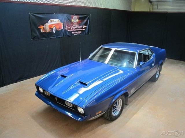 1971 Yellow Ford Mustang