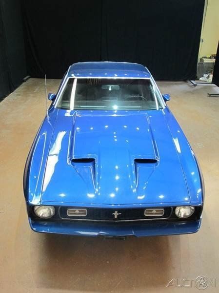 1971 Yellow Ford Mustang