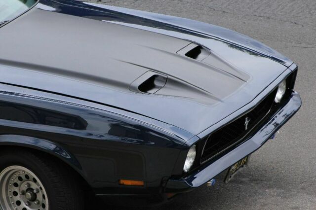 1971 Blue Ford Mustang Fastback