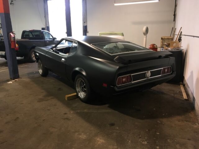 1971 Black Ford Mustang