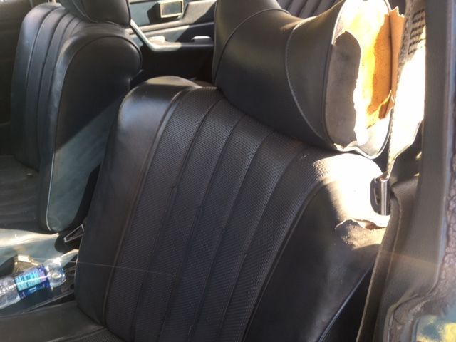 1971 Blue Mercedes-Benz 200-Series Sedan