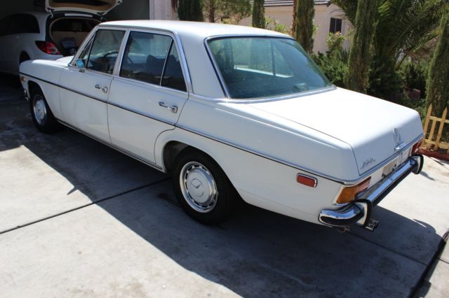 1971 White Mercedes-Benz 200-Series Sedan