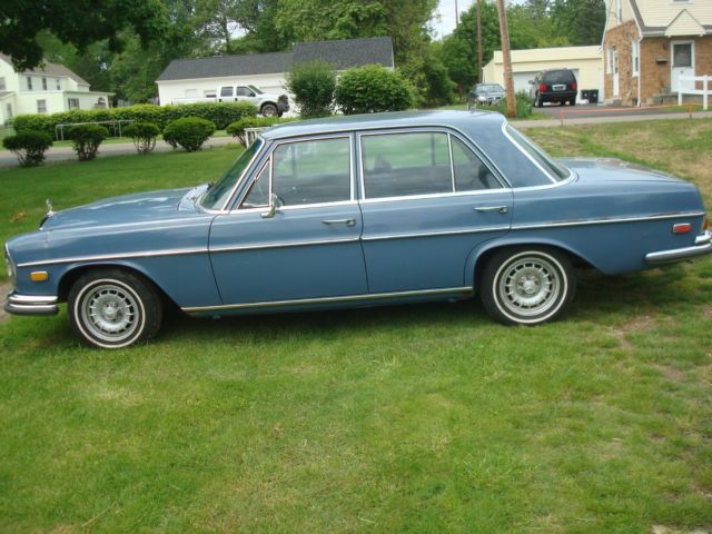 1971 Blue Mercedes-Benz 200-Series Sedan