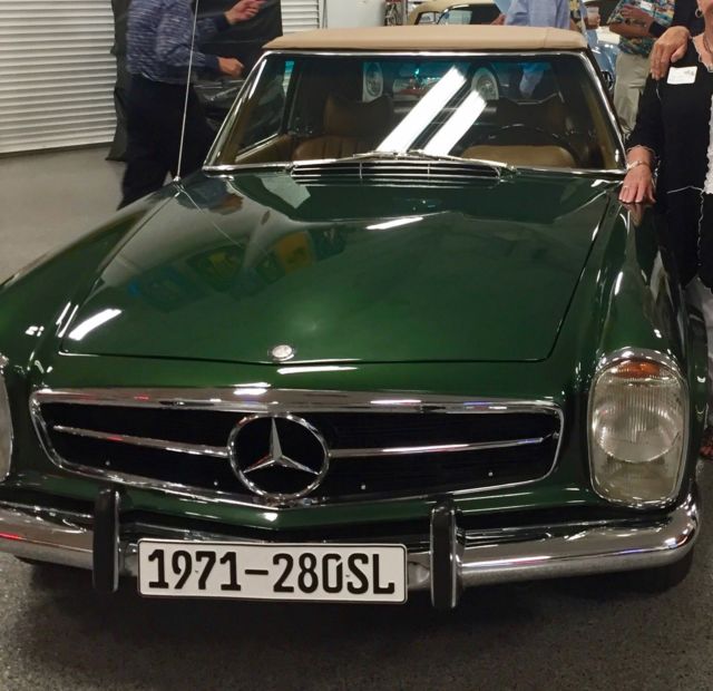 1971 Green Mercedes-Benz SL-Class Convertible
