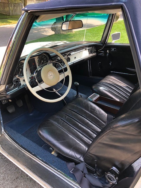 1971 Green Mercedes-Benz SL-Class Convertible