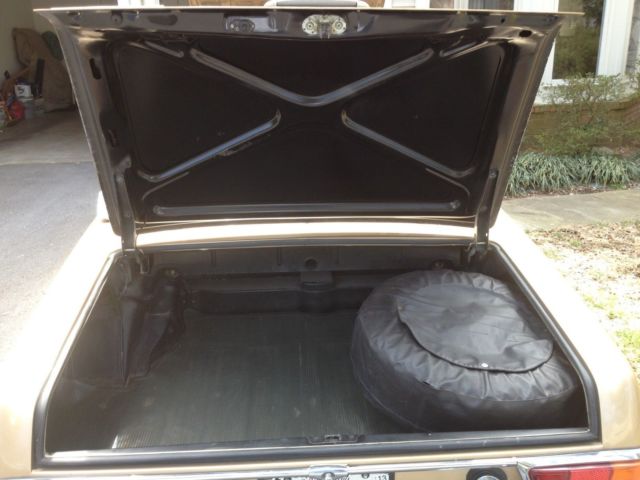 1971 Gold Mercedes-Benz SL-Class convertible/hard top