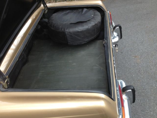 1971 Gold Mercedes-Benz SL-Class convertible/hard top