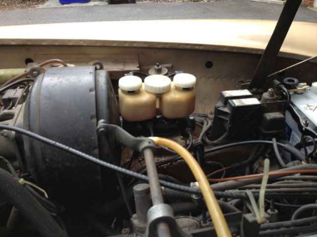 1971 Gold Mercedes-Benz SL-Class convertible/hard top