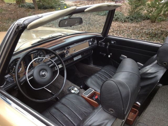 1971 Gold Mercedes-Benz SL-Class convertible/hard top
