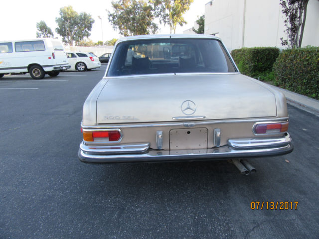 1971 Beige Mercedes-Benz 300-Series Sedan