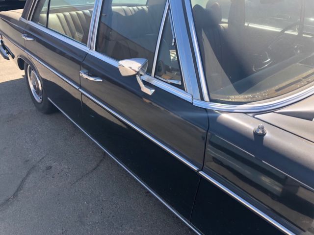 1971 Mercedes-Benz 300-Series